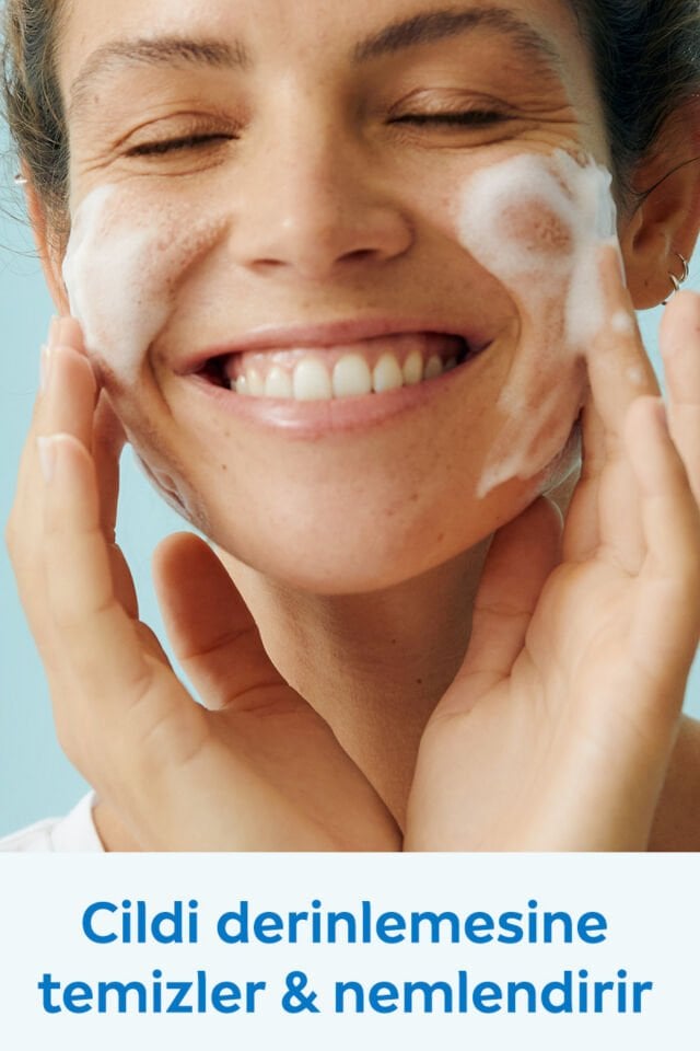 NIVEA Canlandırıcı Yüz Temizleme Köpüğü 150ml, Nemlendirici, Lotus Çiçeği, Normal Kuru ve Hassas Cilt