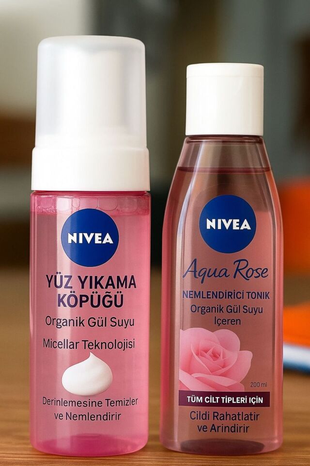 NIVEA Aqua Rose Yuz Temızleme Kopugu 150 ml Tonık 200 ml